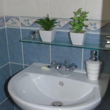 Apartment Andrea Gardens 4