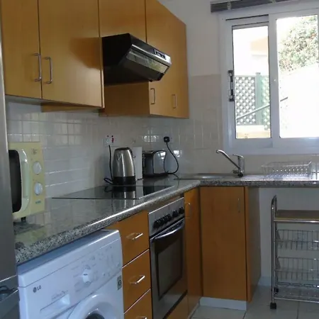Andrea Gardens 4 * Peyia
